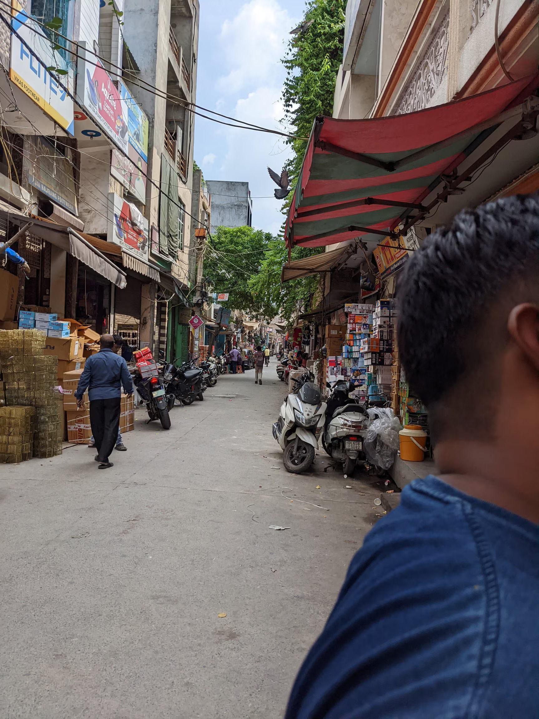 Commercial Shop for rent in Chota Bazaar Market